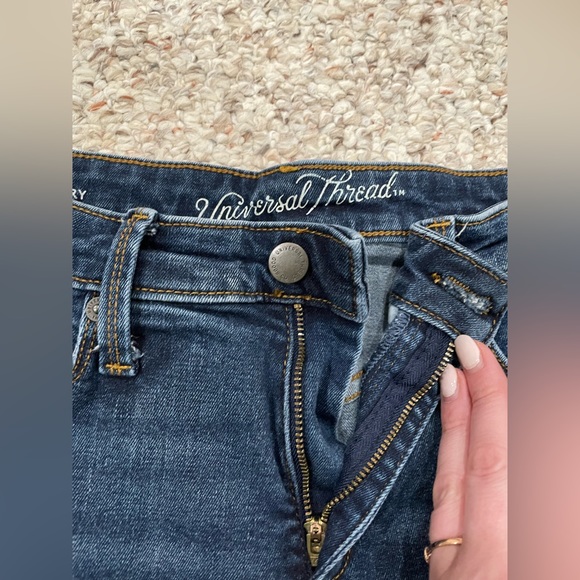 {Universal Thread} Skinny Jeans Size 2/26 R - Picture 4 of 10